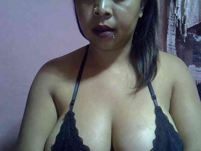 bigass-tits webcam