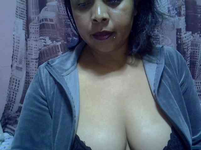 bigass-tits webcam