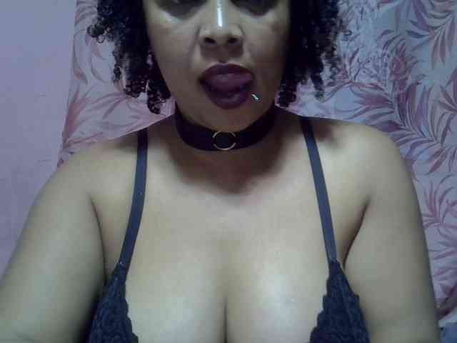bigass-tits webcam
