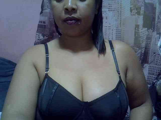 bigass-tits webcam