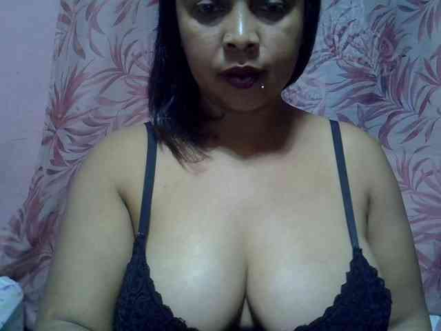 bigass-tits webcam