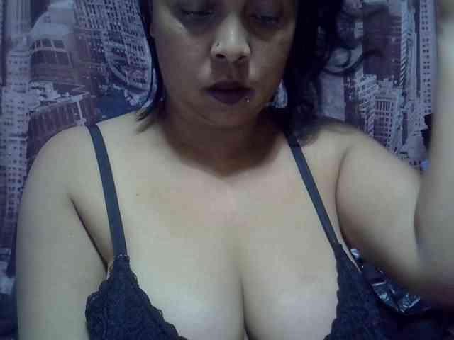 bigass-tits webcam