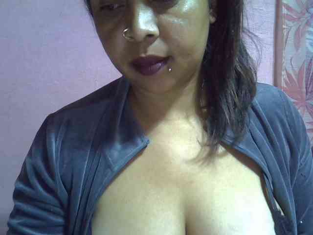 bigass-tits webcam