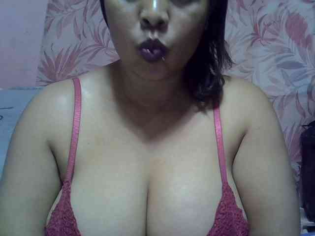 bigass-tits webcam