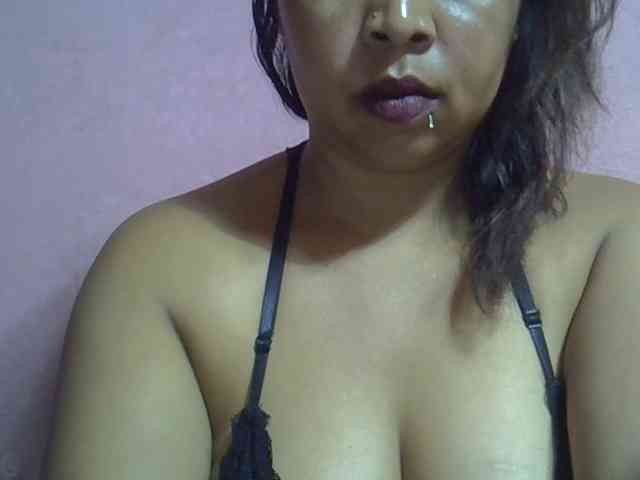 bigass-tits webcam