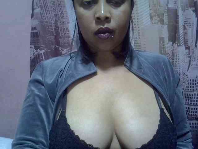 bigass-tits bigass-tits