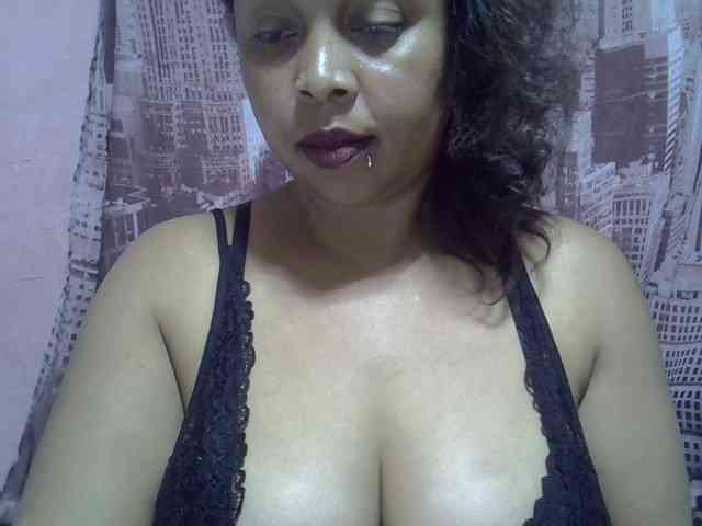 bigass-tits webcam