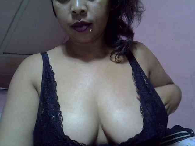 bigass-tits webcam