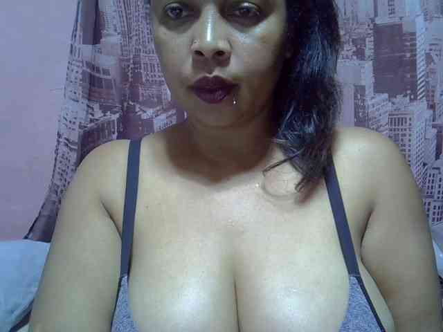 bigass-tits bigass-tits