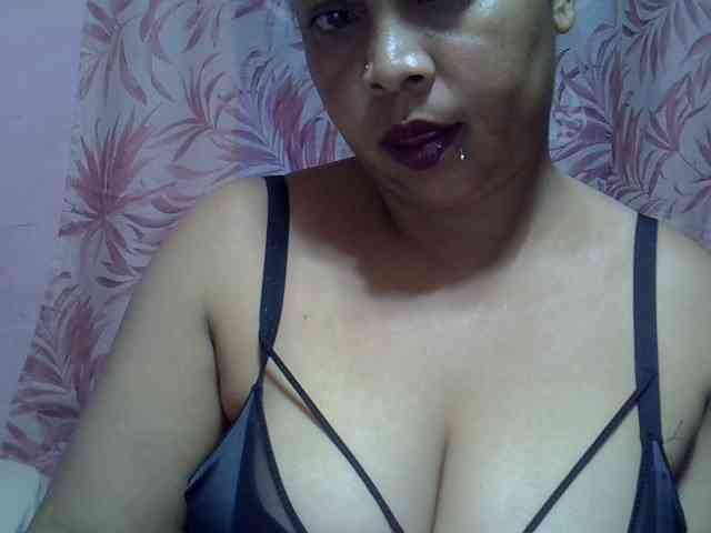 bigass-tits webcam