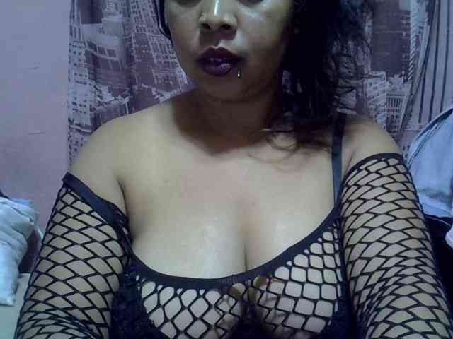 bigass-tits webcam