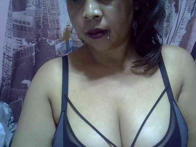 bigass-tits webcam