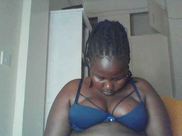 Sex chat gratuit in direct cu yummytities pe BongaCams