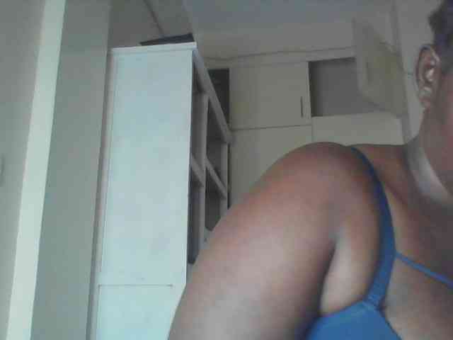 yummytities webcam