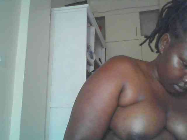 yummytities webcam