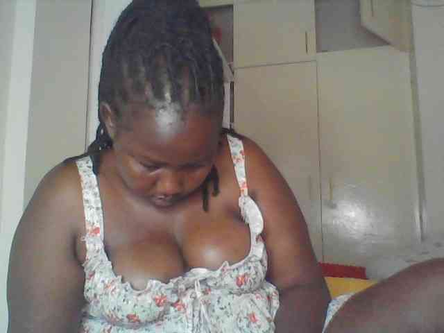 yummytities webcam