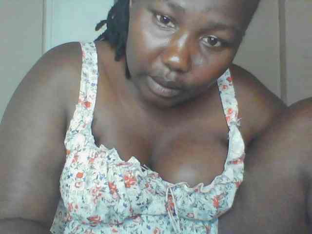 yummytities webcam
