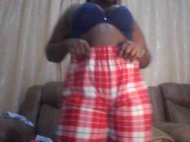 yummytities webcam