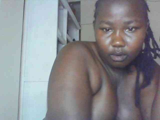 yummytities webcam