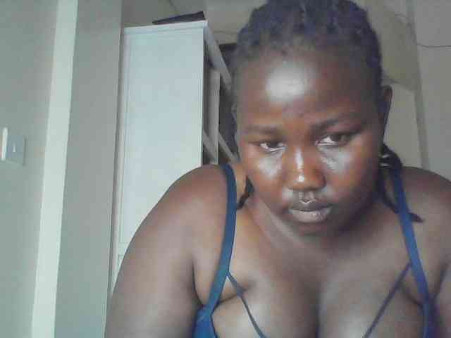 yummytities webcam