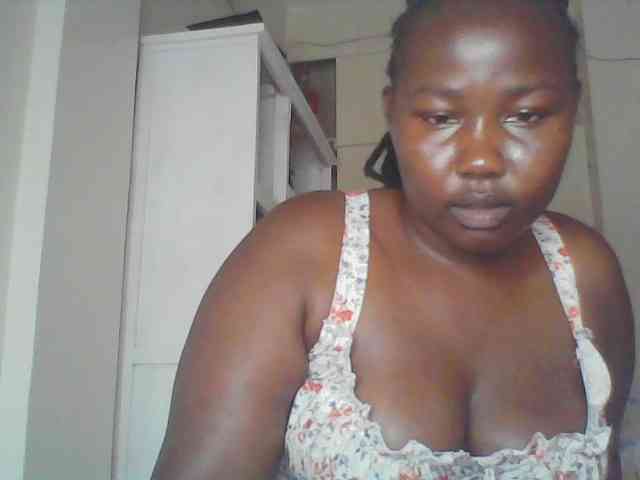 yummytities webcam