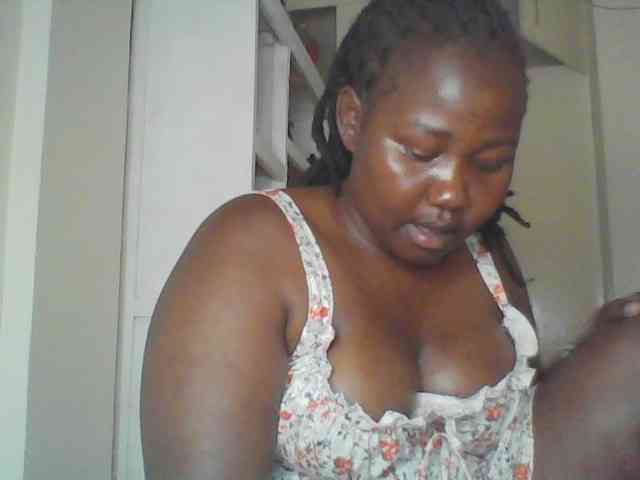 yummytities webcam