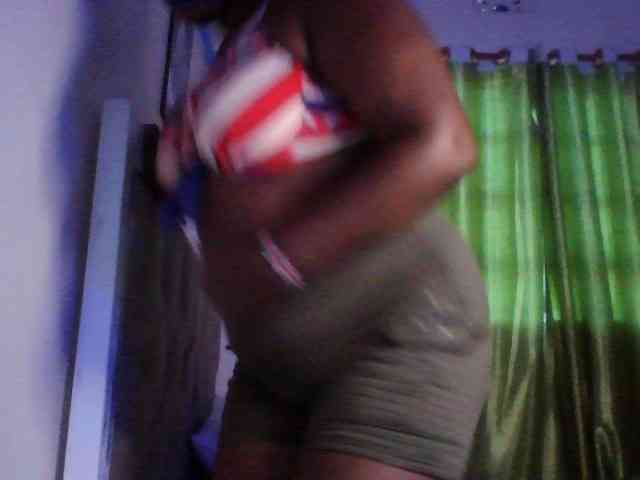 yummytities webcam