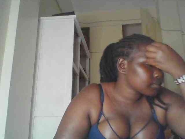 yummytities webcam