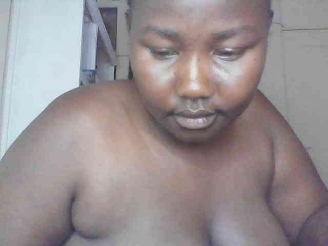 yummytities webcam