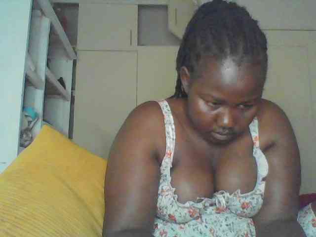 yummytities webcam
