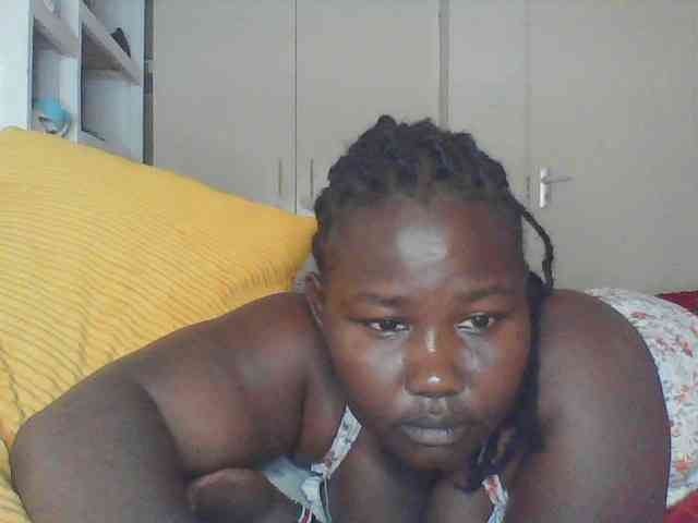 yummytities webcam