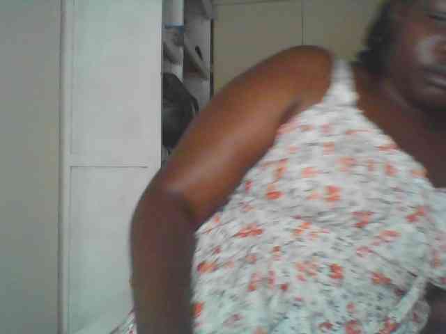 yummytities webcam