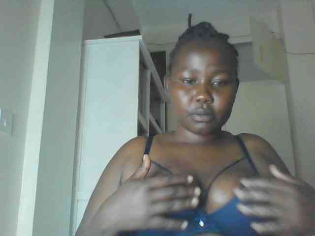 yummytities webcam