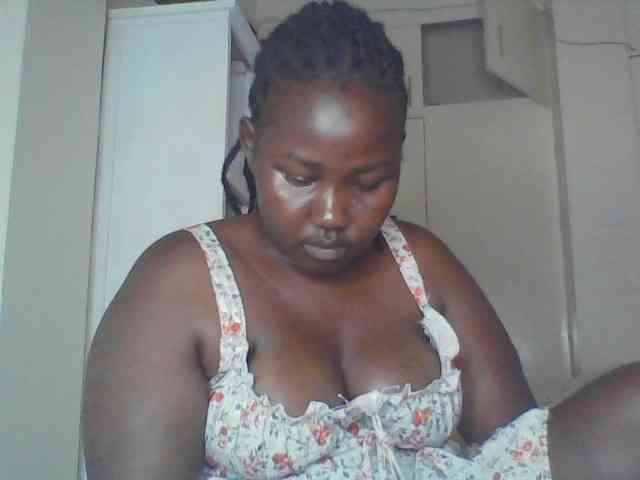yummytities webcam