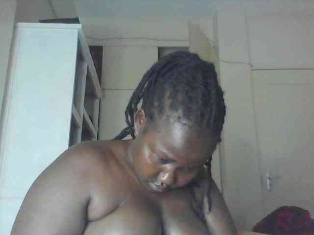 yummytities webcam