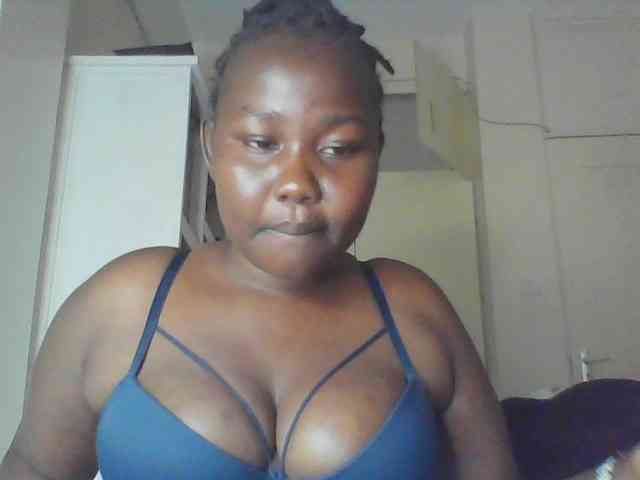 yummytities webcam