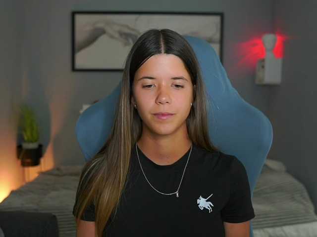 KarynaLuss live webcam show