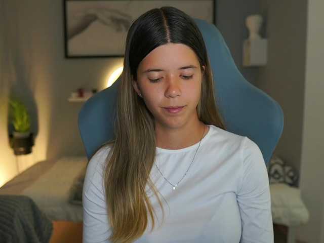 KarynaLuss live cam on BongaCams