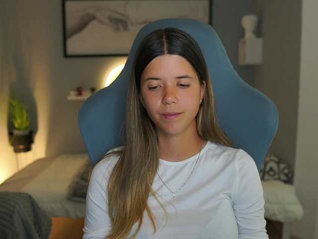KarynaLuss live cam on BongaCams