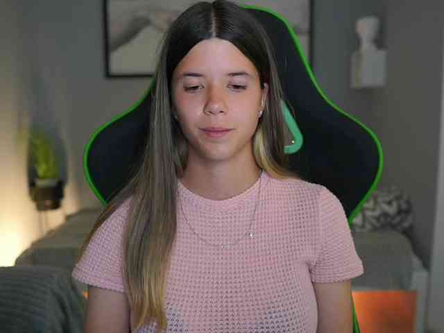KarynaLuss webcam