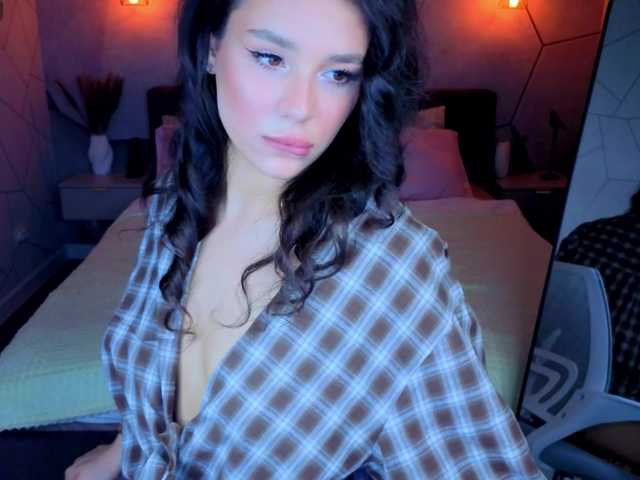 ElaineSmith live cam on BongaCams