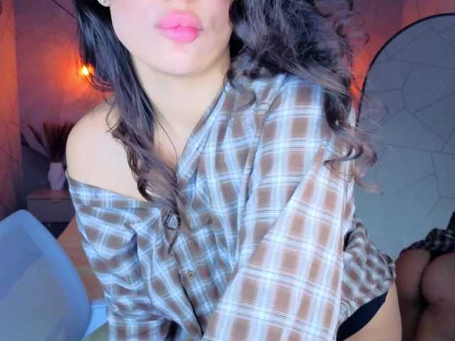 ElaineSmith live cam on BongaCams