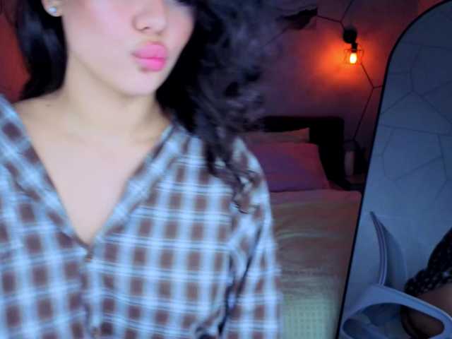 ElaineSmith live cam on BongaCams