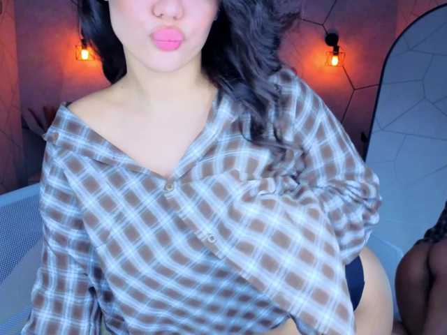 ElaineSmith live cam on BongaCams