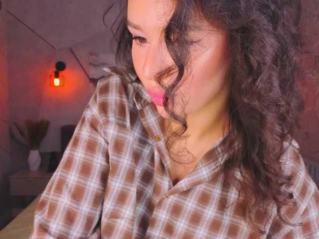 ElaineSmith live cam on BongaCams