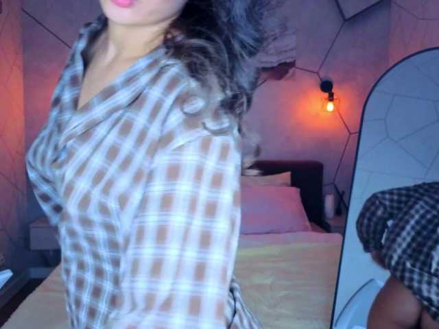 ElaineSmith live cam on BongaCams