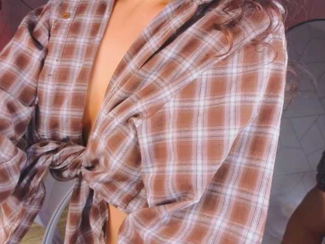 ElaineSmith live cam on BongaCams