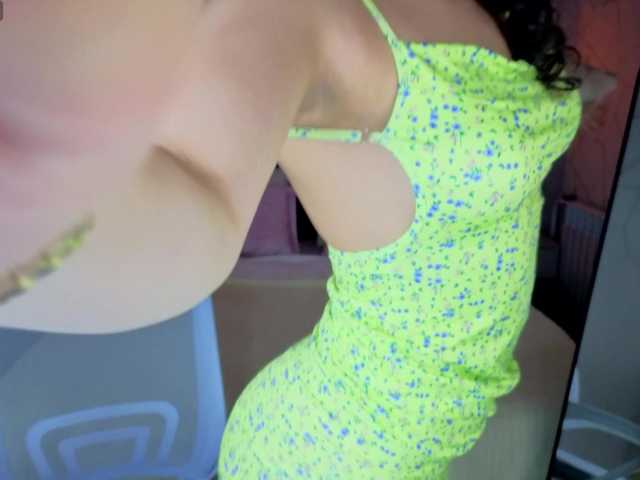 ElaineSmith live cam on BongaCams