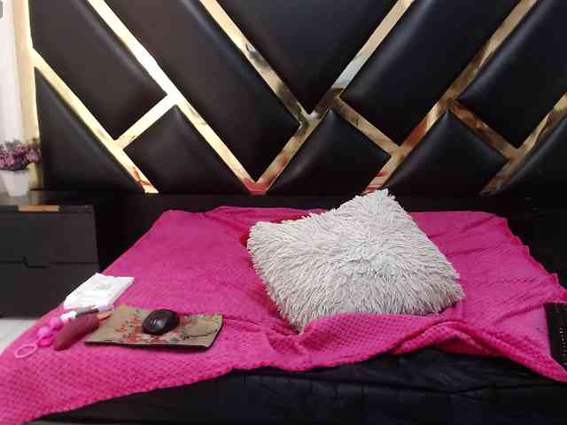 AprilyCrystal webcam