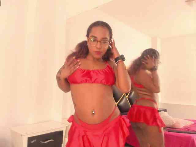AprilyCrystal webcam